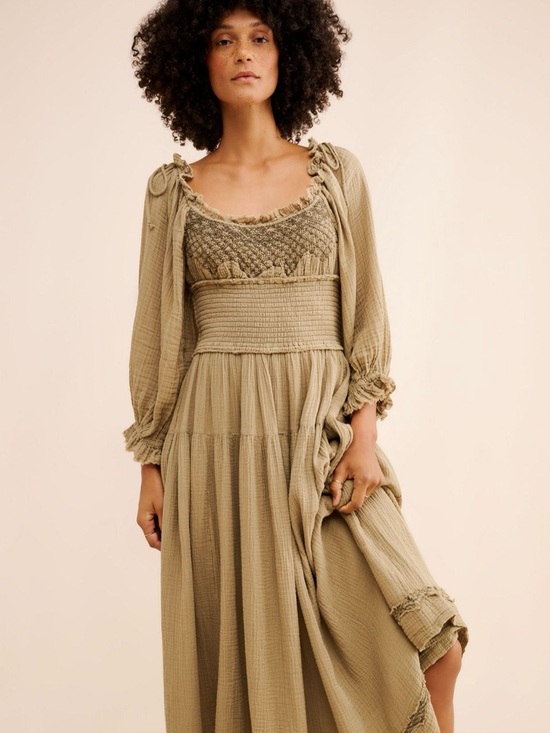 Free People Dresses & Skirts - Free People Toledo Embroidered Midi Dress